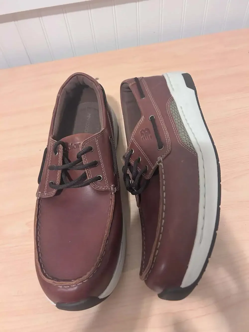 New Balance MD1200SB Brown Leather Boat Shoes Men's Size 11.5